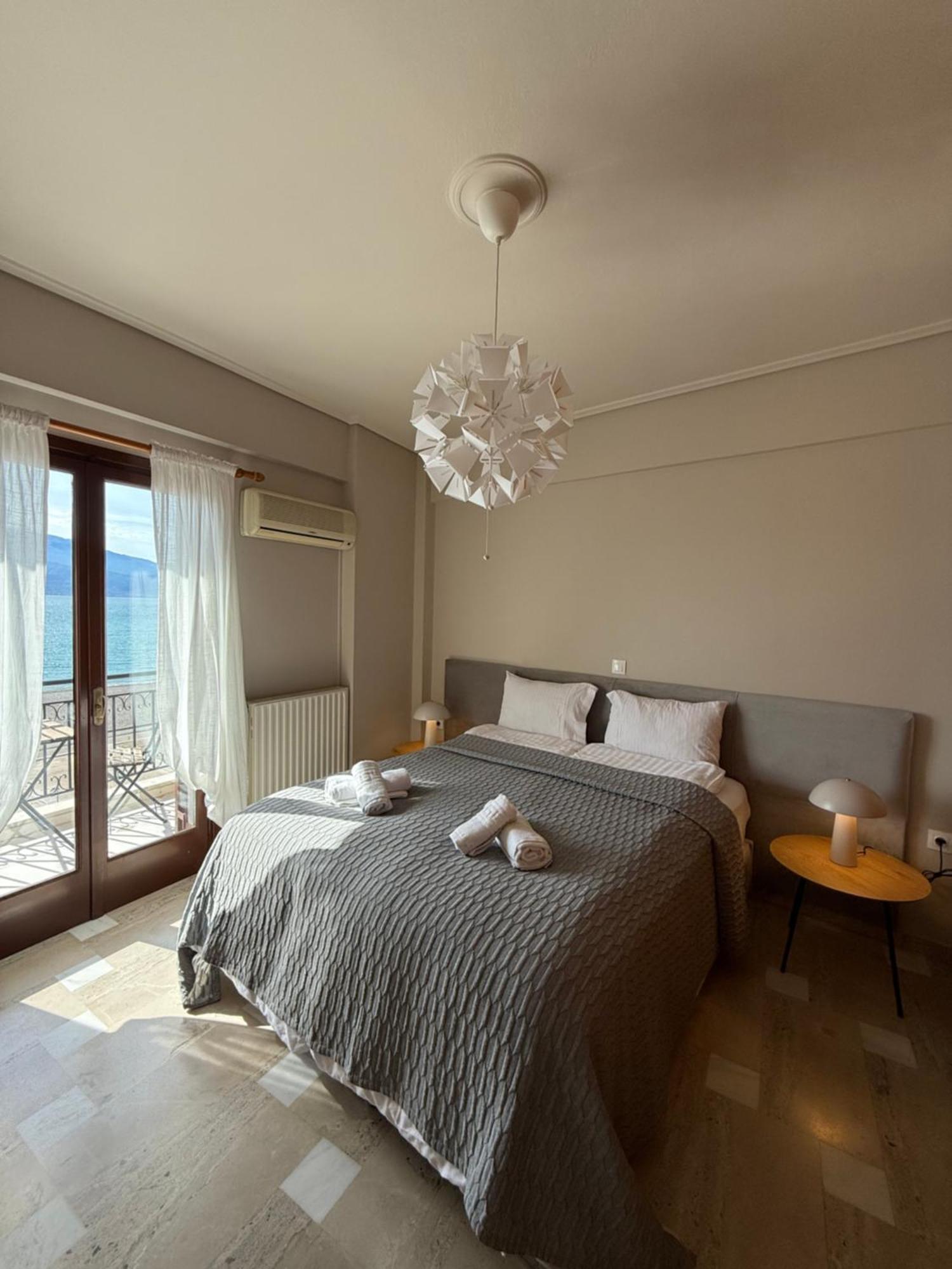 Regina Hotel 纳弗帕克托斯 外观 照片